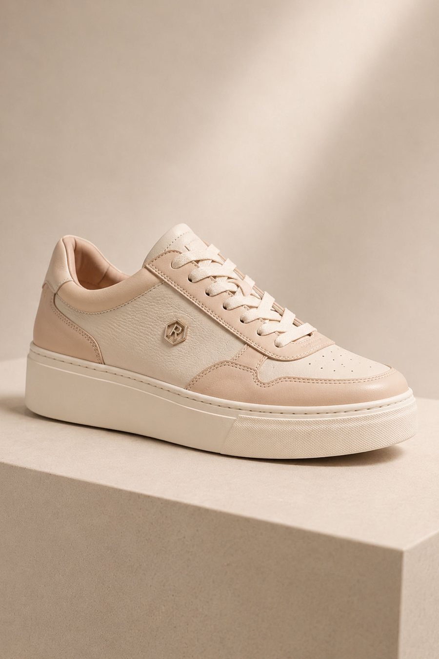 Kadın Sneaker 02